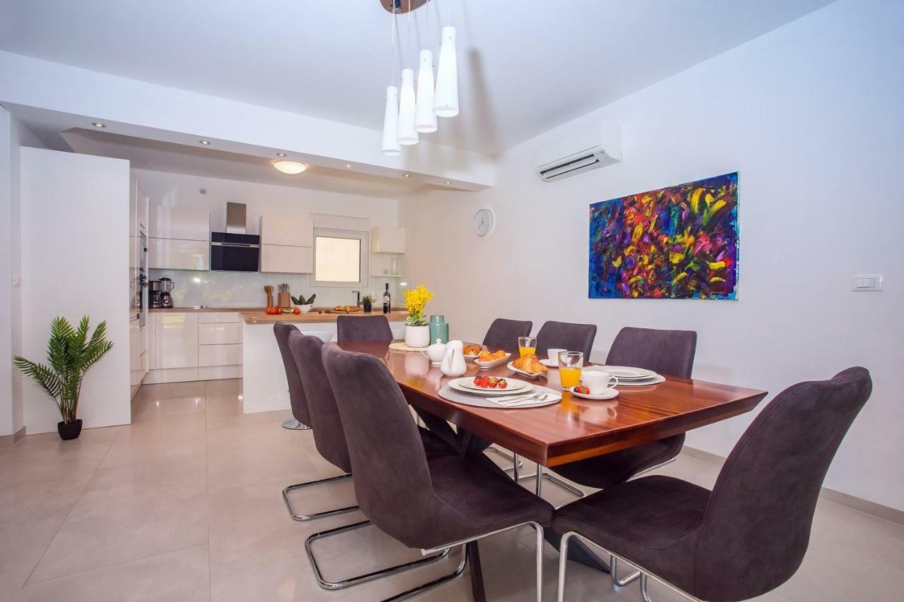 Villa Agava With Heated Pool, Jacuzzi, Sauna, Gym, 4 En-Suite Bedrooms Gata Bagian luar foto